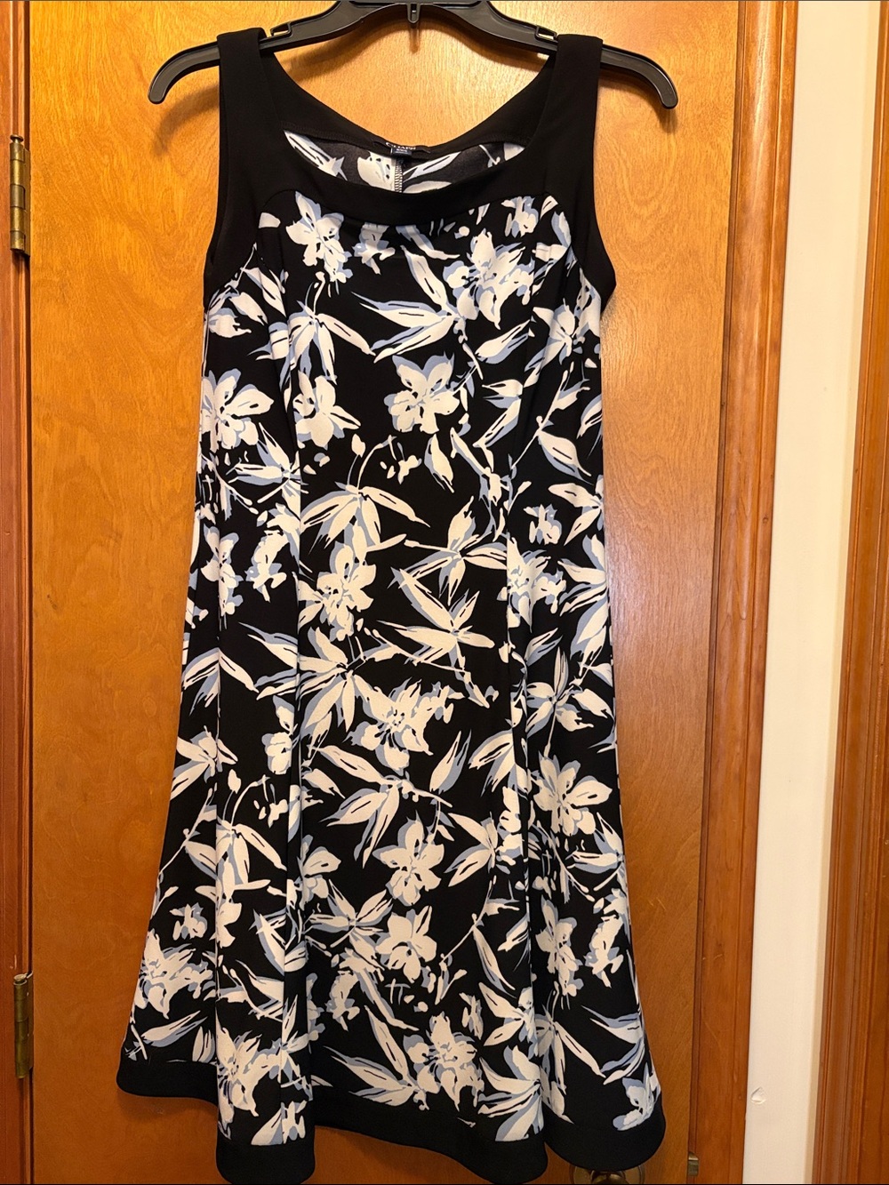 Chaps Black and White and Blue Flower Print Sleeveless Dress